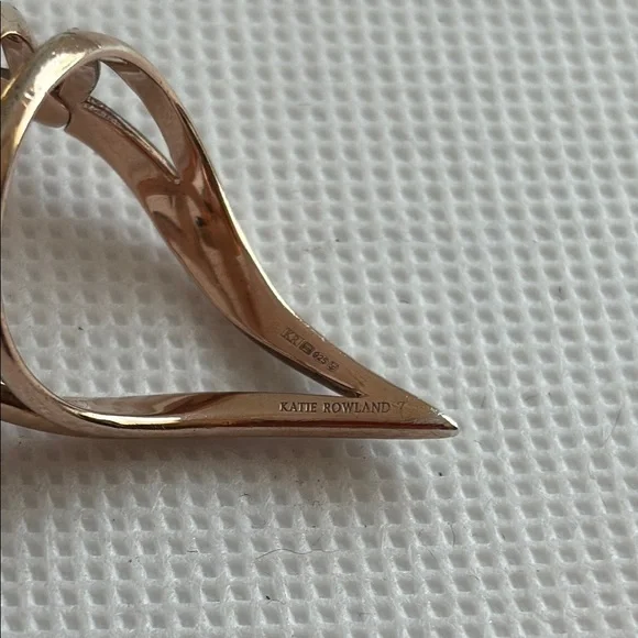 Katie Rowland hinged rose gold over silver Ring - Picture 2 of 6